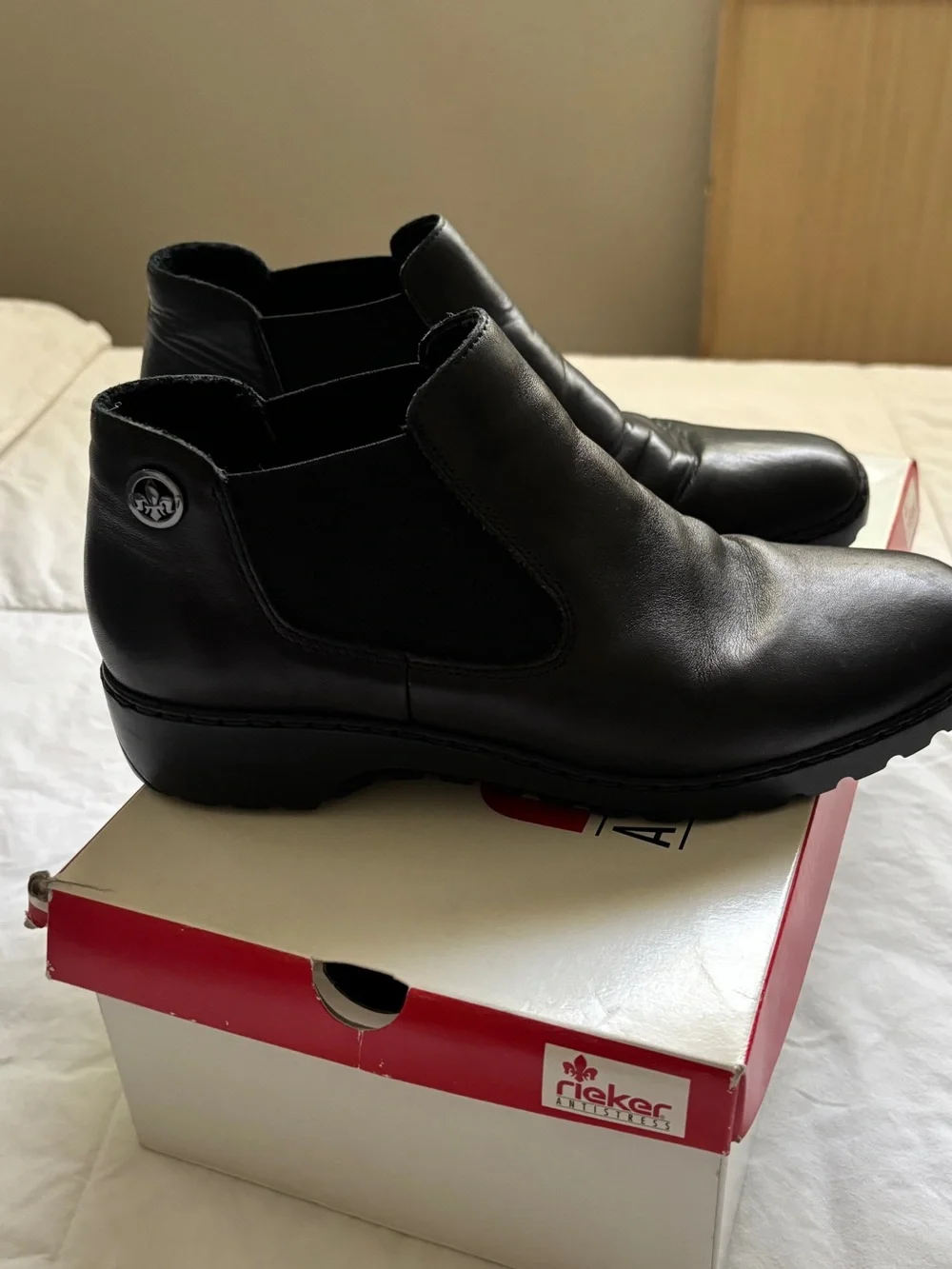 Rieker Black Leather Chukka Boots for Ladies